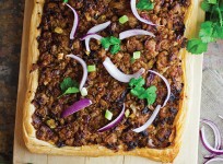 Sausage & Caramelised Red Onion Chutney Bake