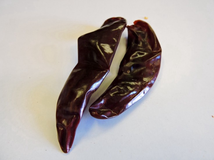 Guajillo Whole Chillies